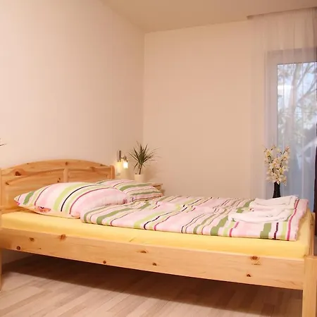 Aba Sea House Ferienhaus Balatonszarszo