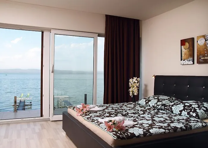 בית נופש Aba Sea House באלאטונסארסו